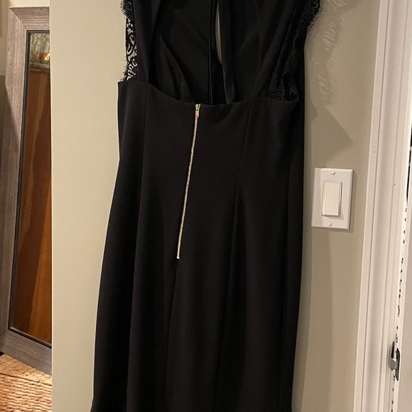 Dress - Picture 5 of 5